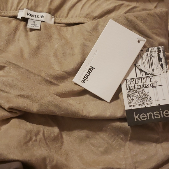 KENSIE asymmetrical skirt - Picture 4 of 4